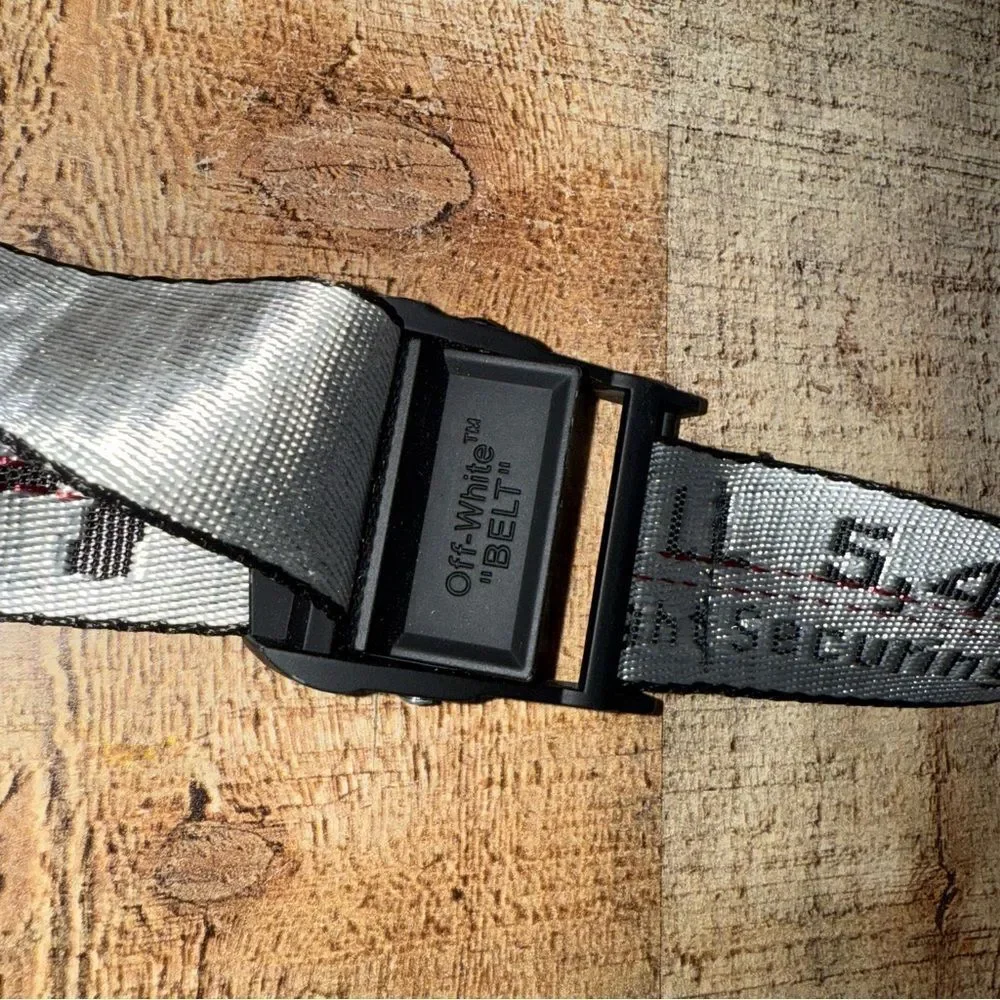 OFF-WHITE Men Silver Industrial Logo Buckle Woven Belt One Size